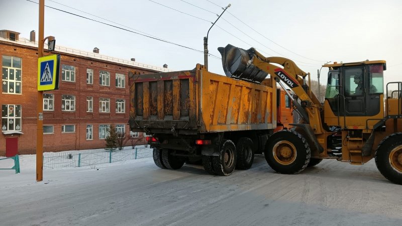 В Киселевске полицейские выявили и ликвидировали опасную снежную горку