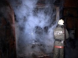 Спасатели МЧС России ликвидировали пожар в частном жилом доме в Киселевском ГО
